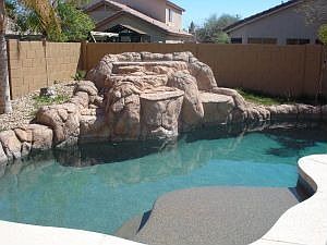 2nd image of 2047 E Pinto Dr