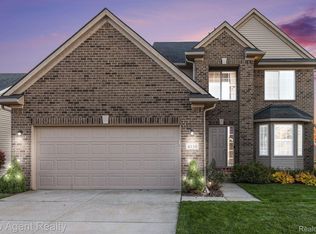 4130 Ash Tree Ln, Howell, MI 48843