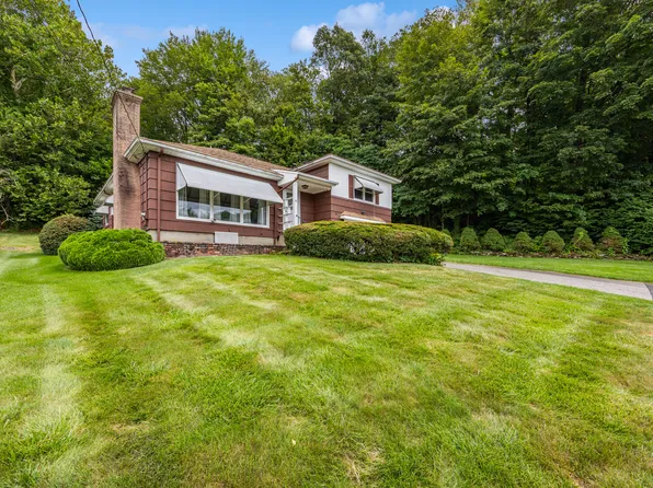48 Picture Lane, Naugatuck, CT 06770