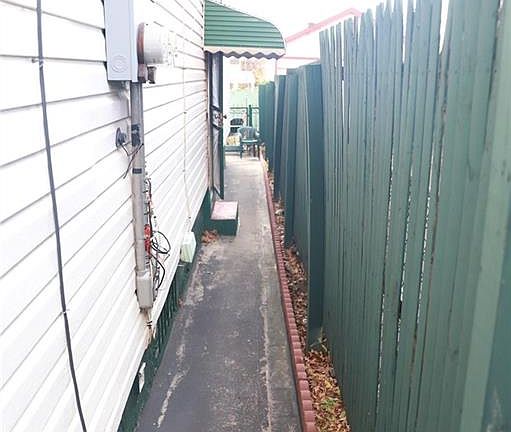 4th image of 832 Saint Ouen St