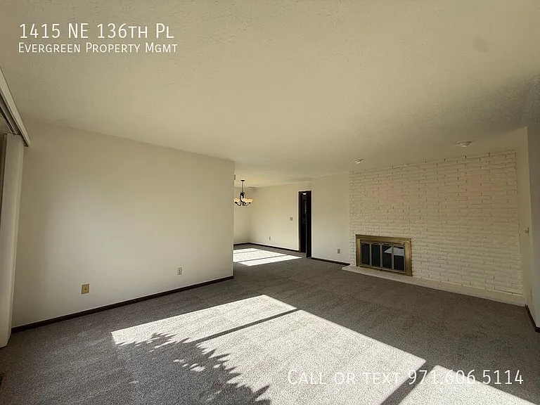 1415 NE 136th Pl — Photo 7