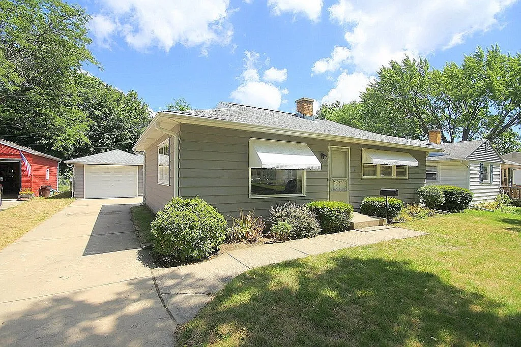 129 Cumberland Ln photo 1