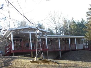 W1103 Madsen Rd, Marinette, WI 54143