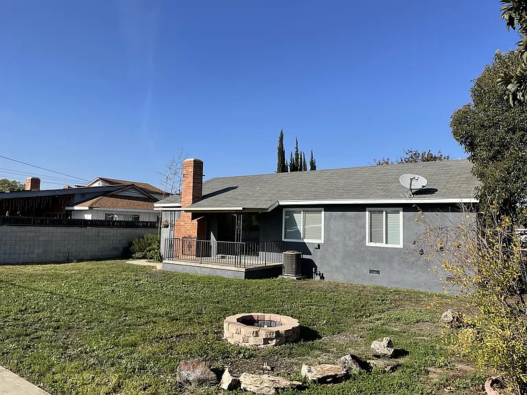 2634 Balfour Ave — Photo 35