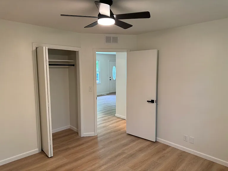 18068 Meyers Dr — Photo 8
