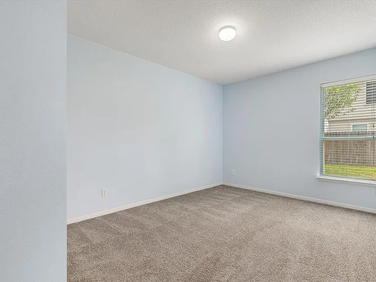 4810 Vintage Grove Ct — Photo 14