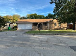 4944 Saucer Dr, Fort Worth, TX 76117