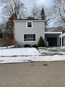232 S Division St, Zeeland, MI, 49464