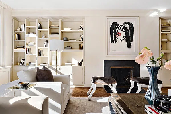 Sold by Compass | media 10