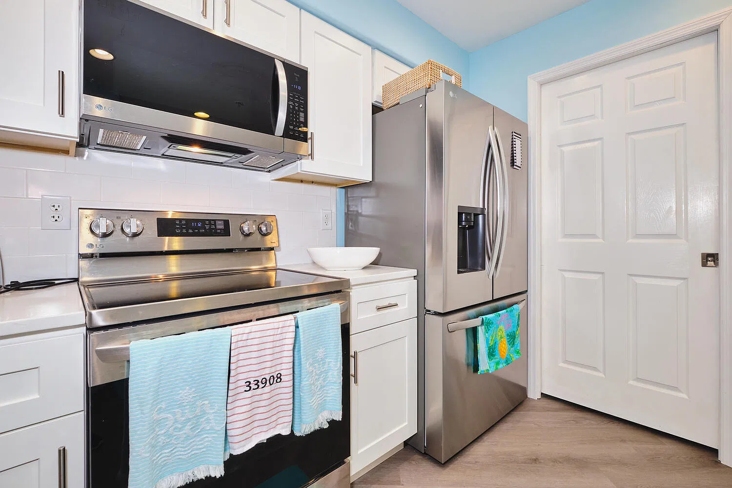 9100 Southmont - 109 - 109 — Photo 4