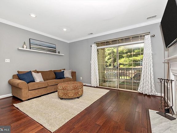 3rd image of 10848 Antigua Ter APT 101