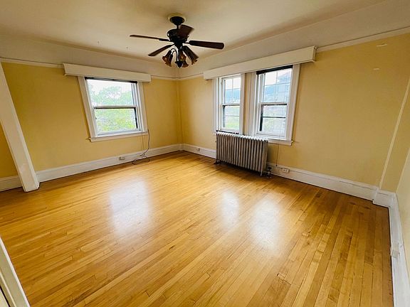 3rd image of 206 W Lawrence St #4F