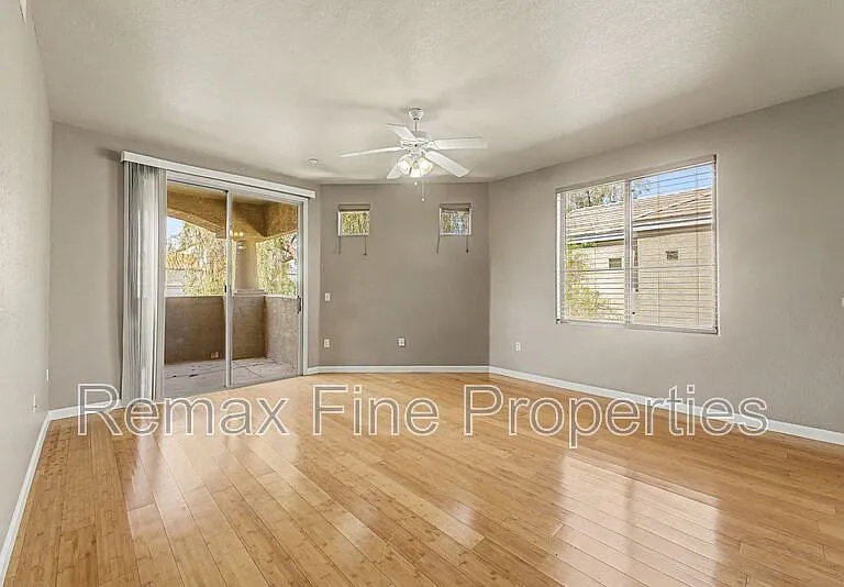 5303 N 7th St #324 — Photo 5