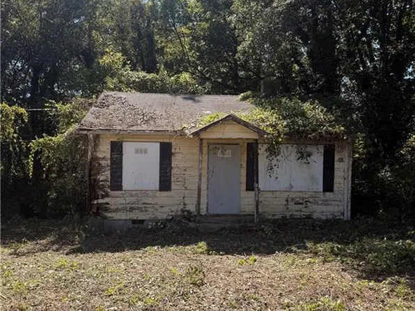 194 Carver Cir NW, Atlanta, GA 30314