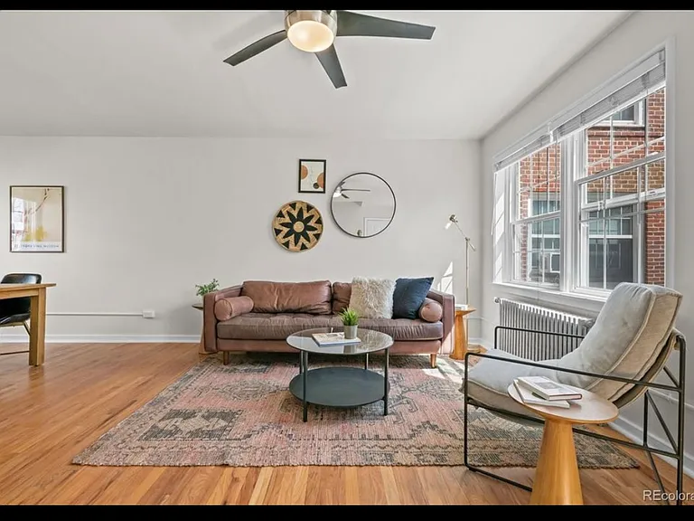 2828 N Jasmine St — Photo 4