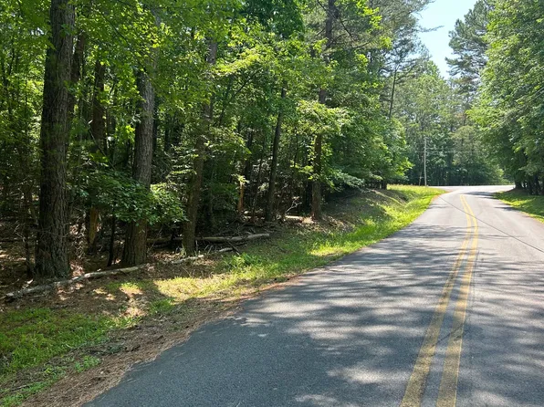 Wilmar Cir, Blairsville, GA 30512