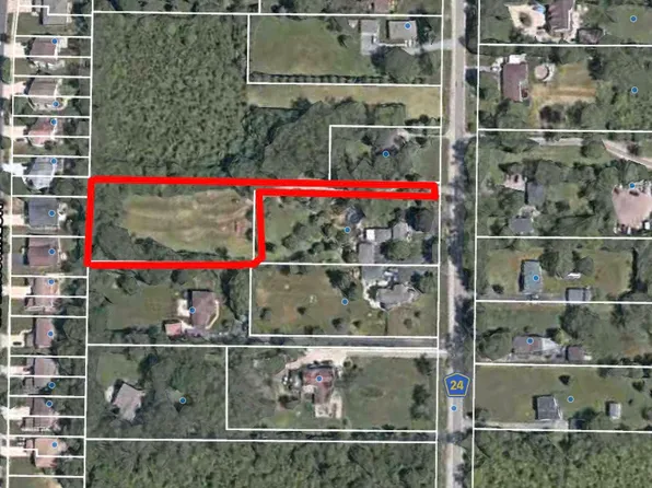 4N290 Walter Rd, Addison, IL 60101