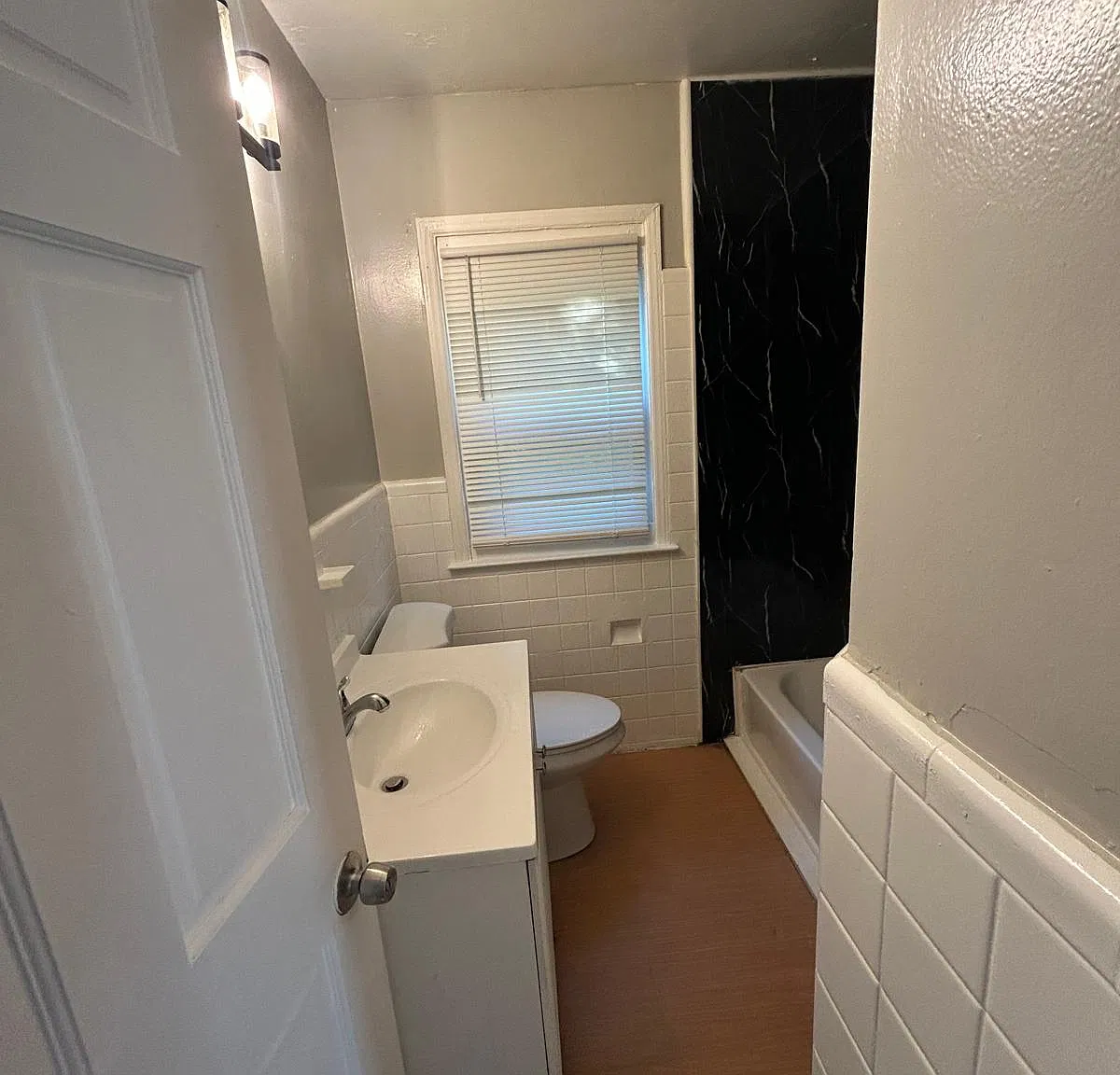 3 bed, 917 sqft, $1,400 — Photo 4