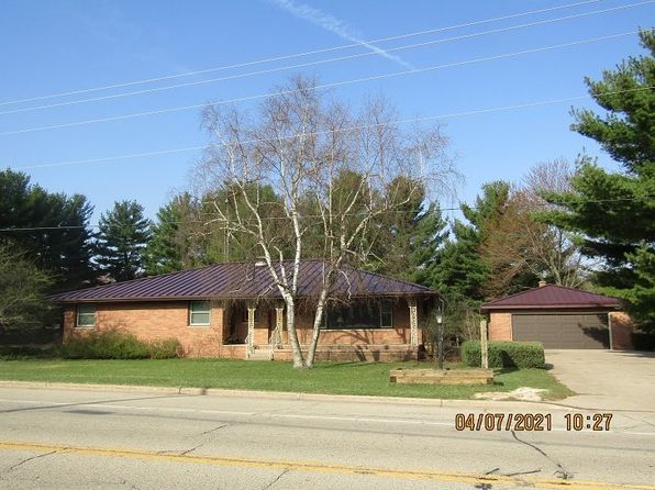 Wood Lake Montello Real Estate 3 Homes For Sale Zillow