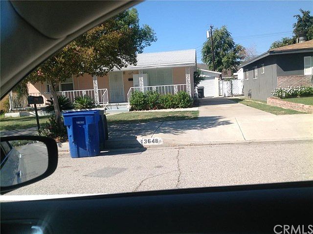 1st image of 3648 N Mountain View Ave
