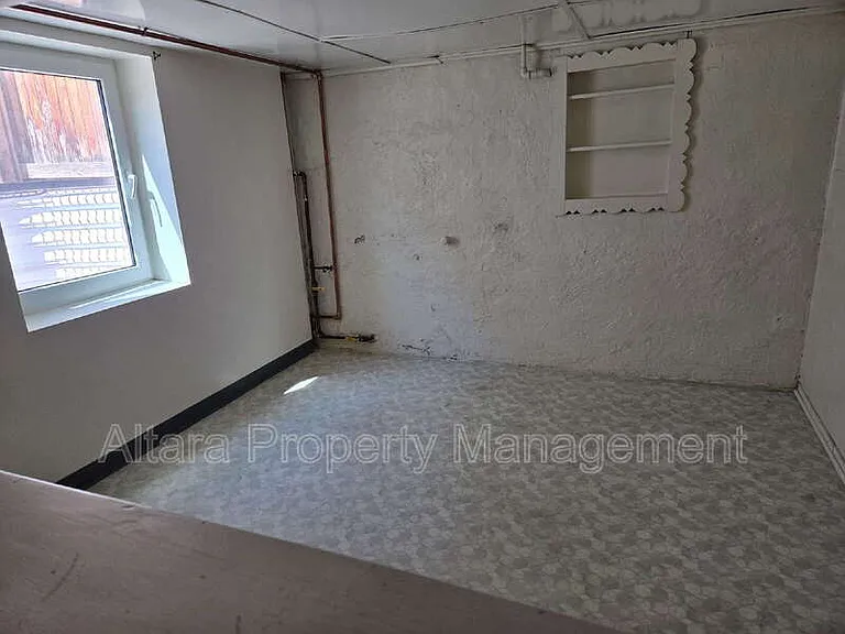 1824 S Franklin St — Photo 18