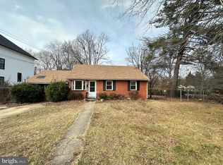 7421 Nigh Rd, Falls Church, VA 22043