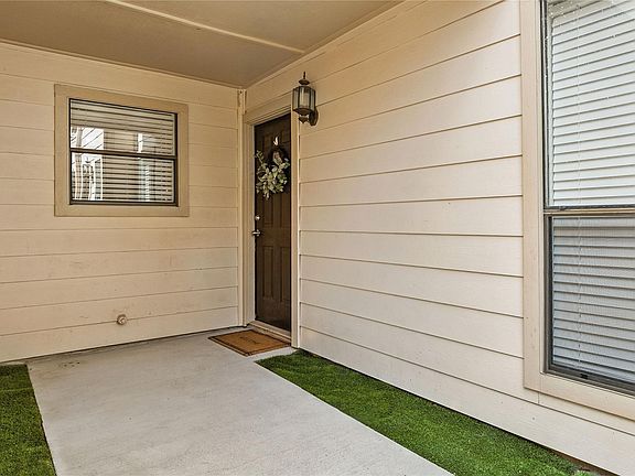 2nd image of 2277 S Kirkwood Rd APT 913