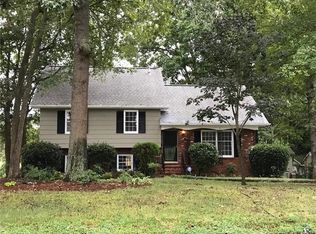 1521 Nottingham Dr, Gastonia, NC 28054