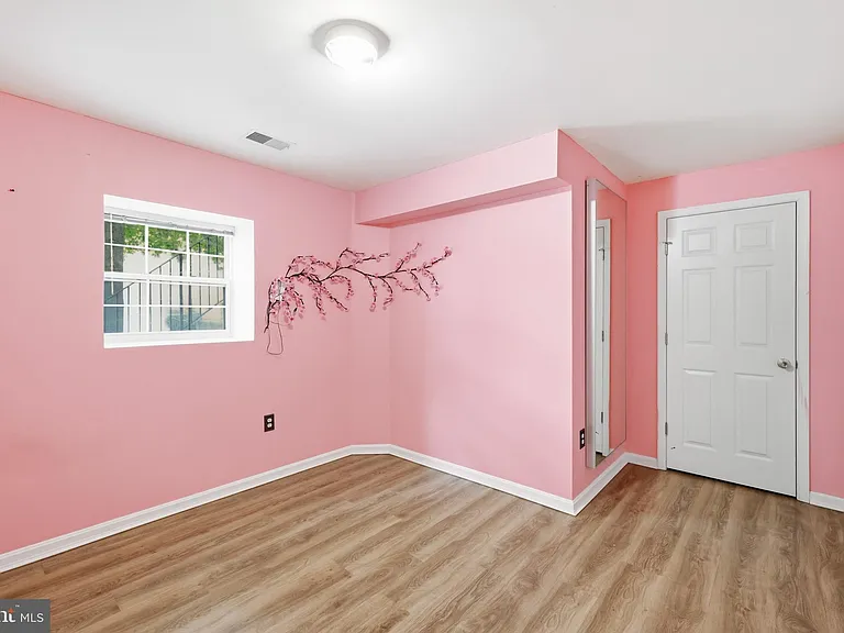 2917 Markhams Grant Dr — Photo 60