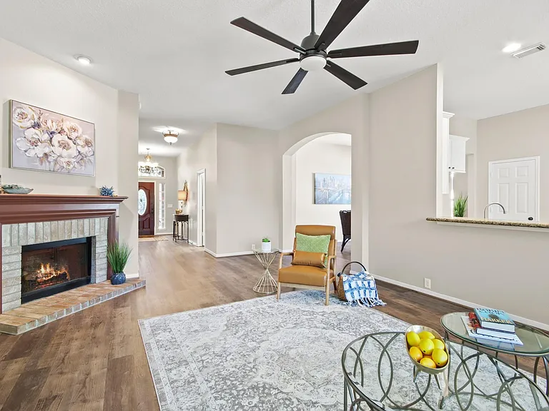 6127 Kristen Park Ln — Photo 5