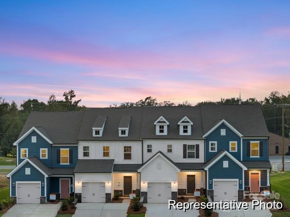 606 Station St #41, Clover, SC 29710