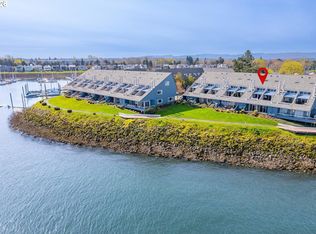 81 N Hayden Bay Dr, Portland, OR