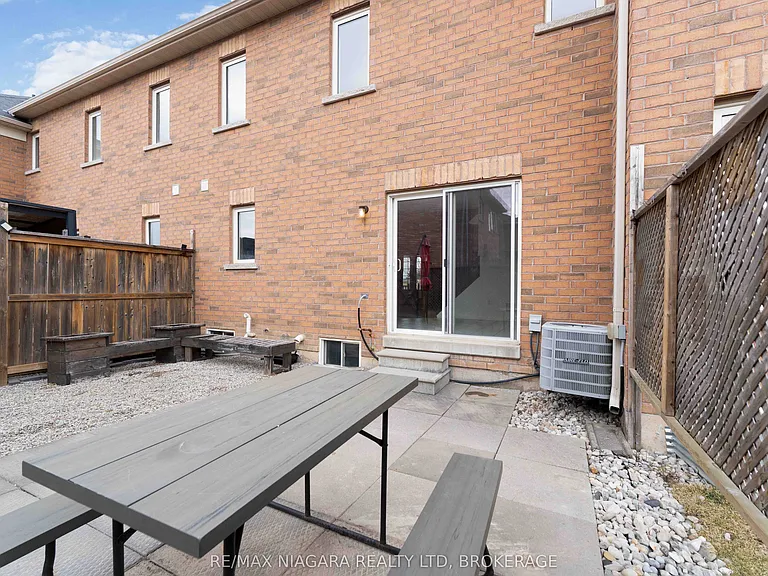 48 Juneberry Rd — Photo 19