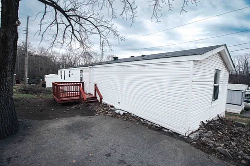 300 Randell Dr Photo 1