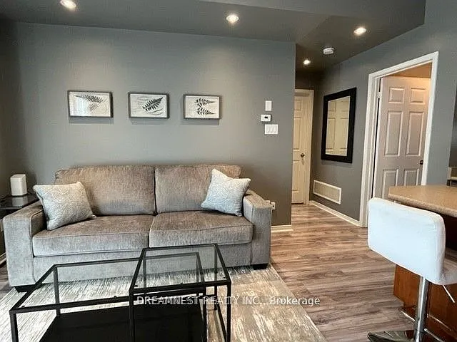 1 bed, $2,350 — Photo 4