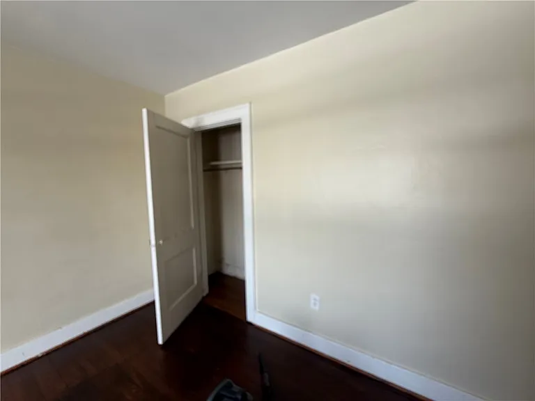 2332 Sherbrook St — Photo 19