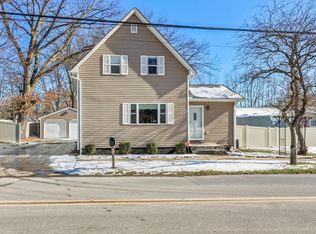 2137 Willowcreek Rd, Portage, IN 46368