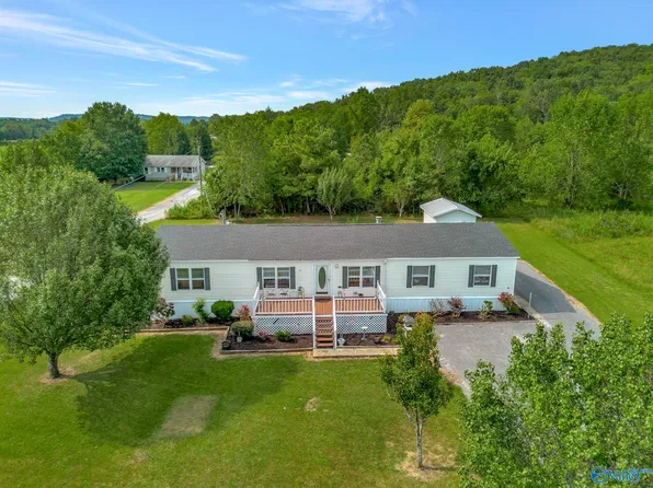 537 County Road 177, Moulton, AL 35650