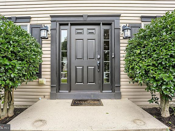3rd image of 3156 Park Rd
