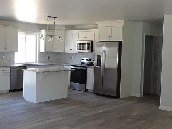 2nd image of 70 Barrick Hill Rd