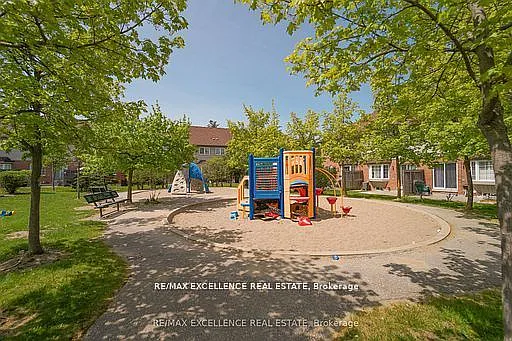3950 Erin Centre Blvd E #66 — Photo 39