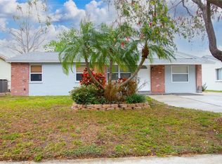 8927 85th St, Seminole, FL 33777