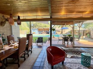 601 Lawrence St, Refugio, TX 78377