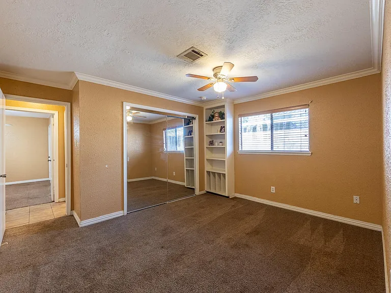 6030 Gallant Forest Dr — Photo 23