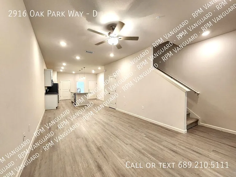 2916 Oak Park Way #D — Photo 7