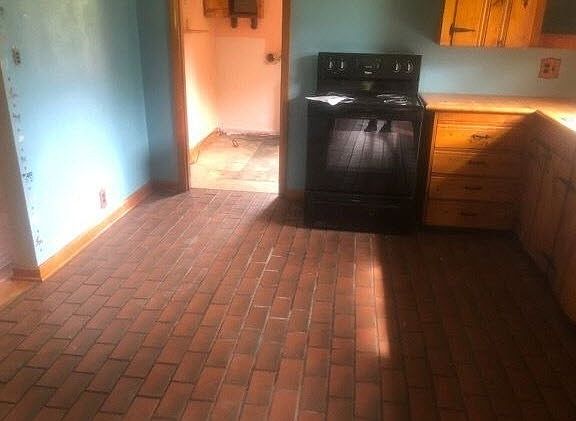 5th image of 207 Washington Ave