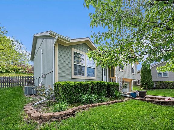 3rd image of 8304 NE 115th St