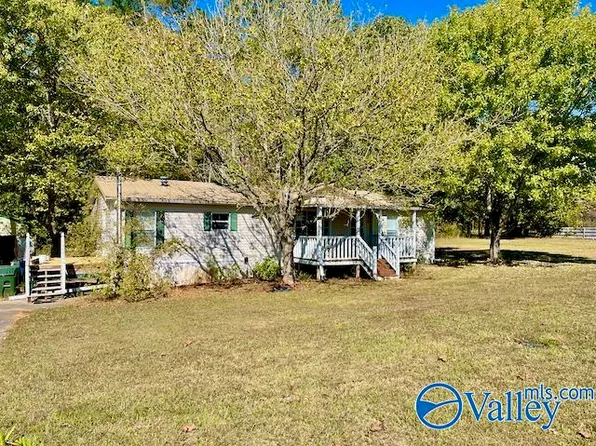 284 Neal Dr, Gurley, AL 35748