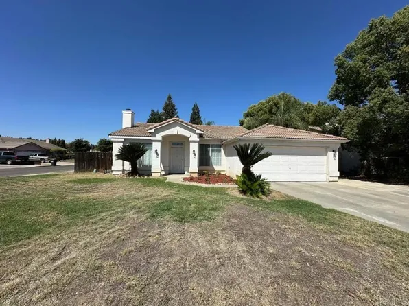 2001 N Sallee St, Visalia, CA 93291