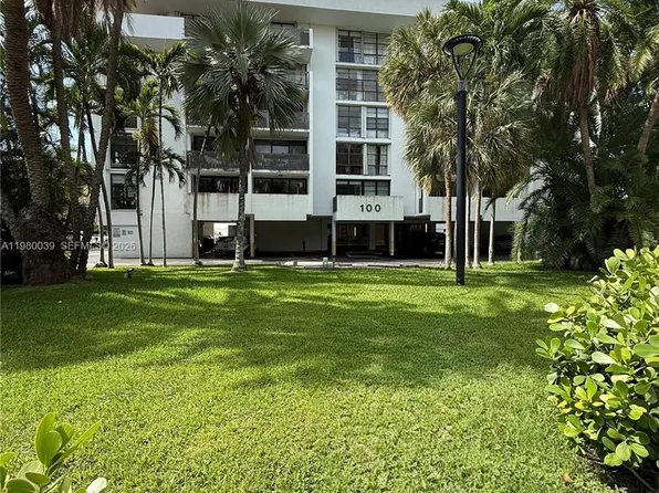 100 Ocean Lane Dr APT 303, Key Biscayne, FL 33149